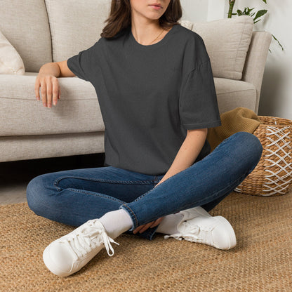 Minimalist Tiny Logo T-Shirt — Neutral Casual Tee with Small Chest Emblem