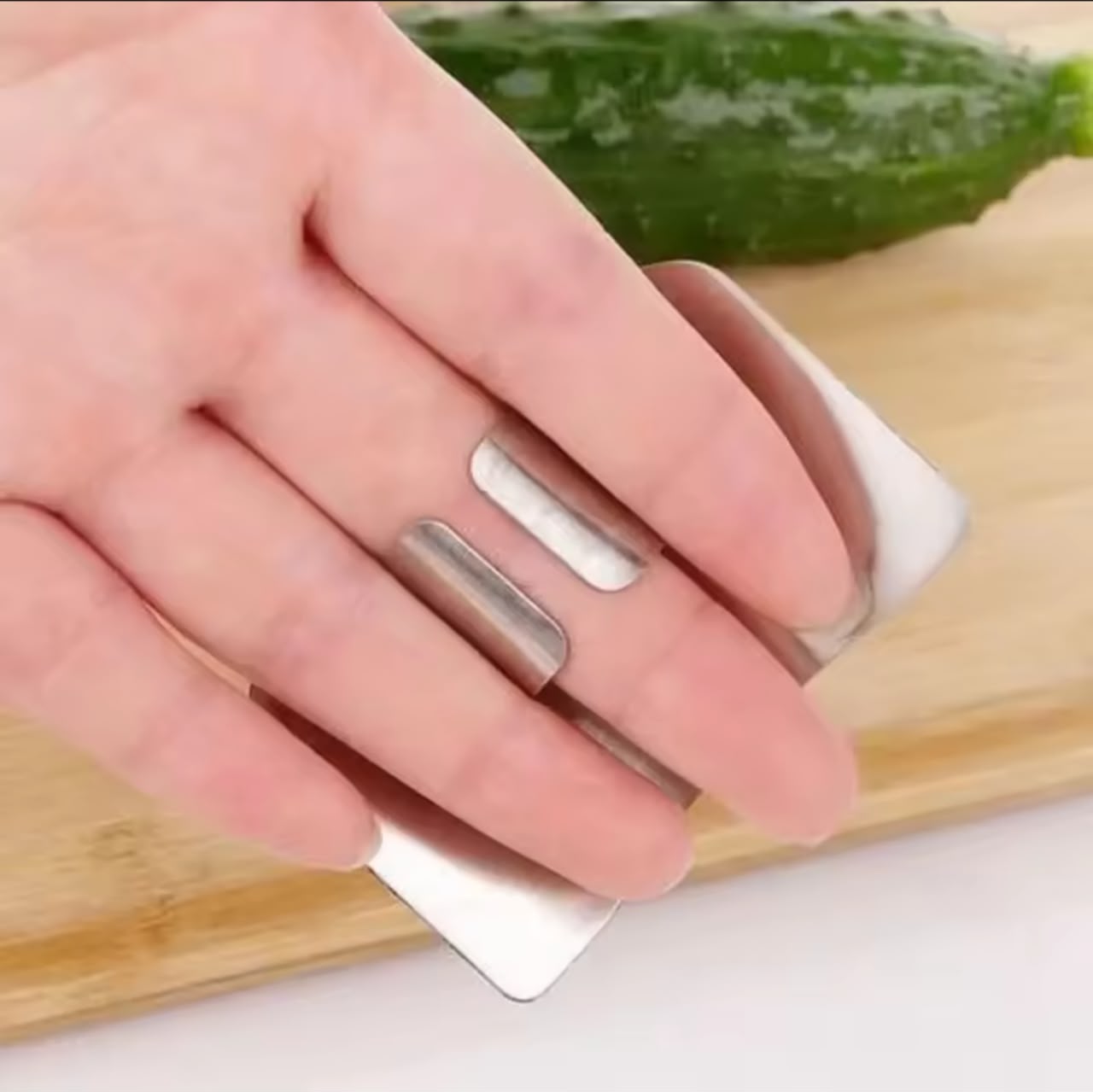 Stainless Steel Finger Protector – Kitchen Knife Cutting Safety Guard